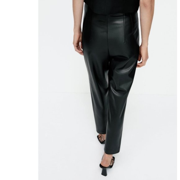 ZARA BLACK HIGH-RISE FAUX LEATHER ANKLE TROUSERS - Picture 14 of 16